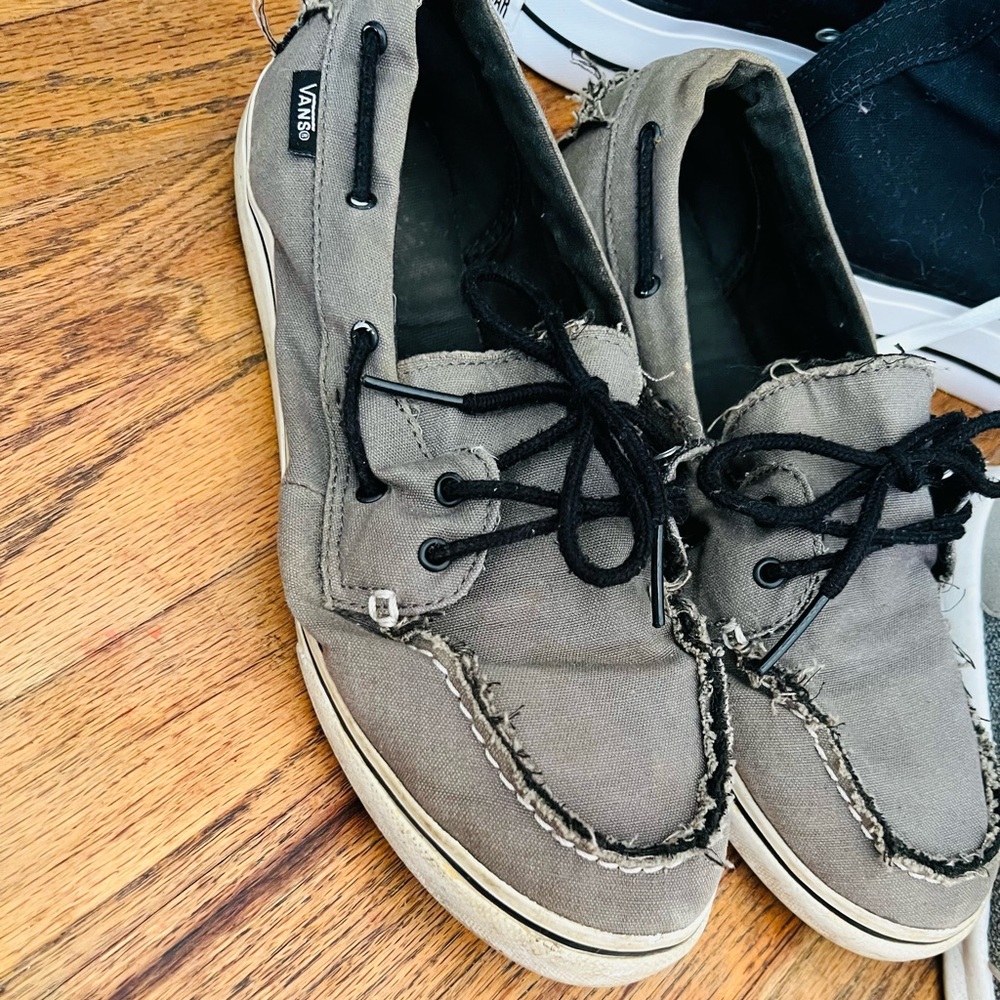 Vans boat style shoe